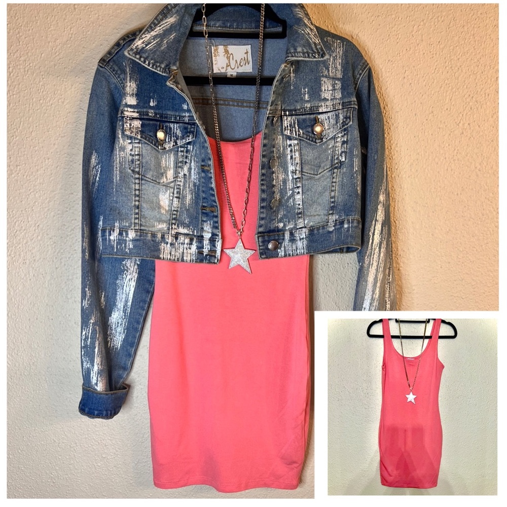 Form fitted short dress. Necklace available (sold separately)
